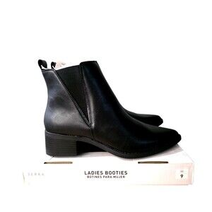 NEW SERRA Ladies Booties Botines Para Mujer Black  Leather Boots‎ 2" Heels Sz 9